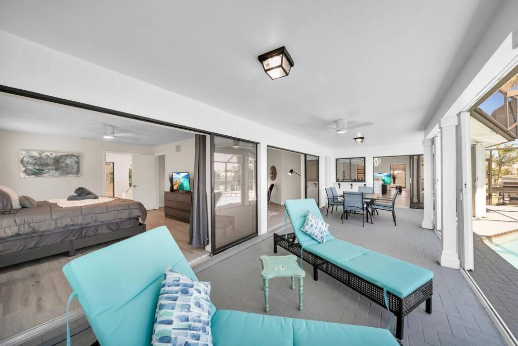 Luxury Waterfront Haven In Cape Coral - Dog-Friendly Escape With Private Pool Villa Luaran gambar