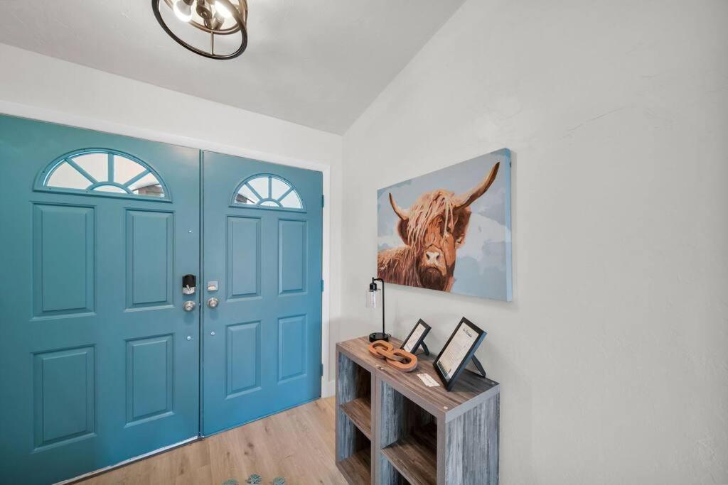 Luxury Waterfront Haven In Cape Coral - Dog-Friendly Escape With Private Pool Villa Luaran gambar